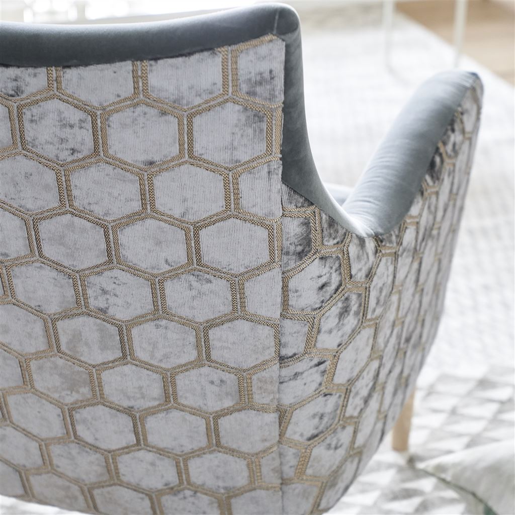 Manipur Damson FDG2832/12 Fabric