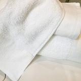 Towel With Soft Linen Trim In Camel