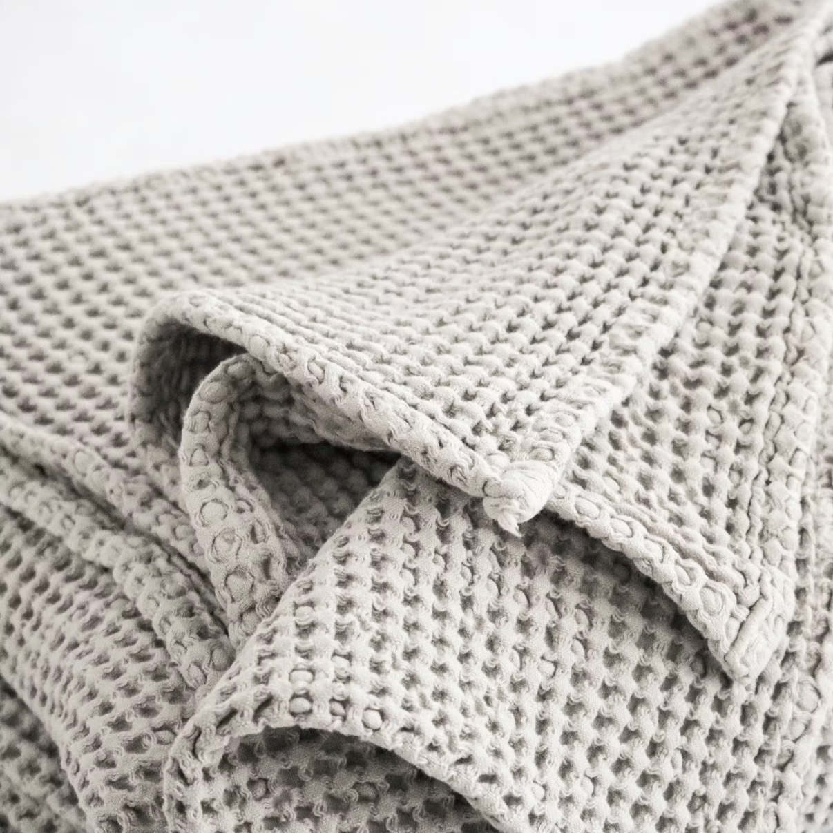 Pure Cotton Waffle Piqué Blanket in Grey