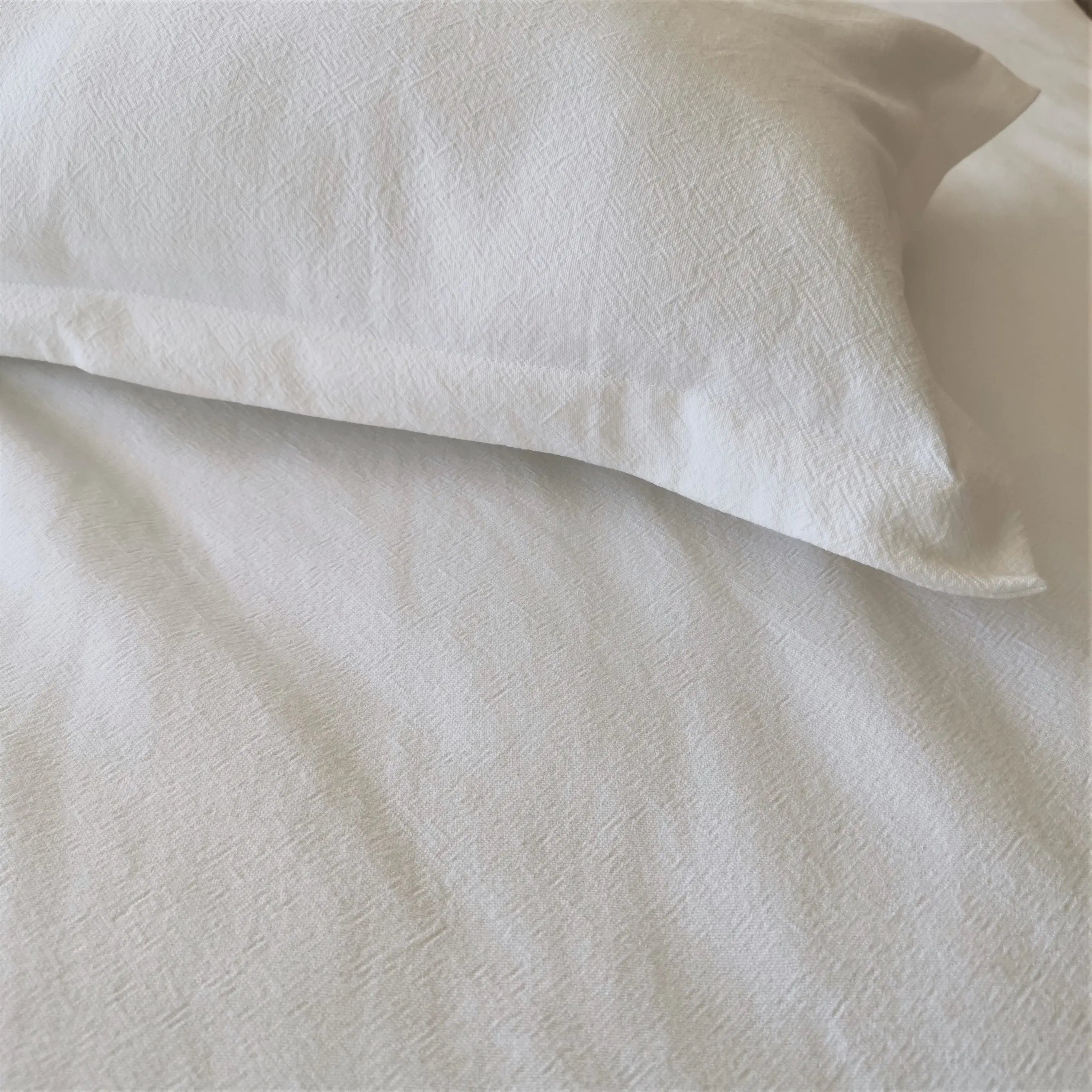 Soft Linen Bedding in White